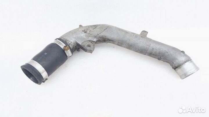 Патрубок интеркулера Toyota Land Cruiser 200