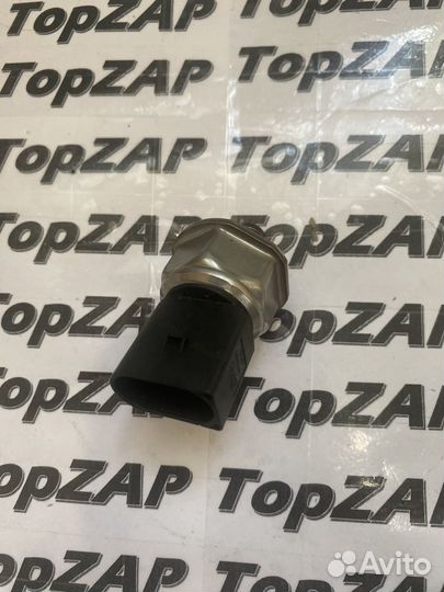 Датчик давления топлива Delphi 930725102A