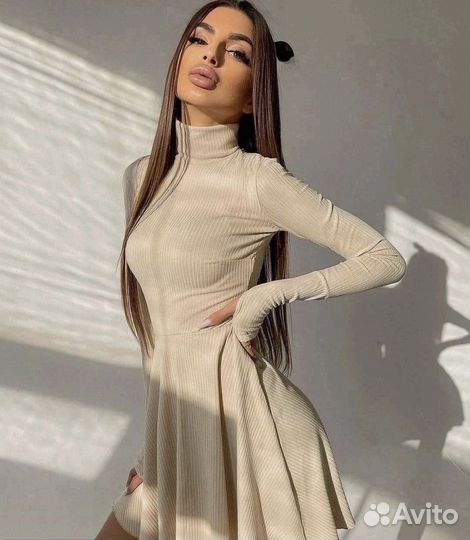 Платье базовое осенее