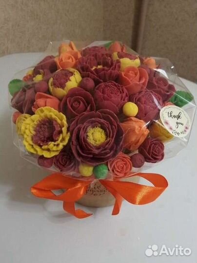 Букет из шоколадных цветов на выпускной