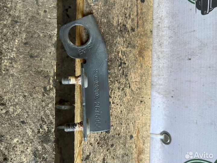 Кронштейн Scania 6