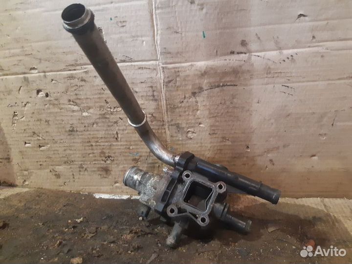 Корпус термостата Opel Insignia