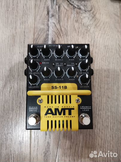 Гитарный преамп AMT SS-11B