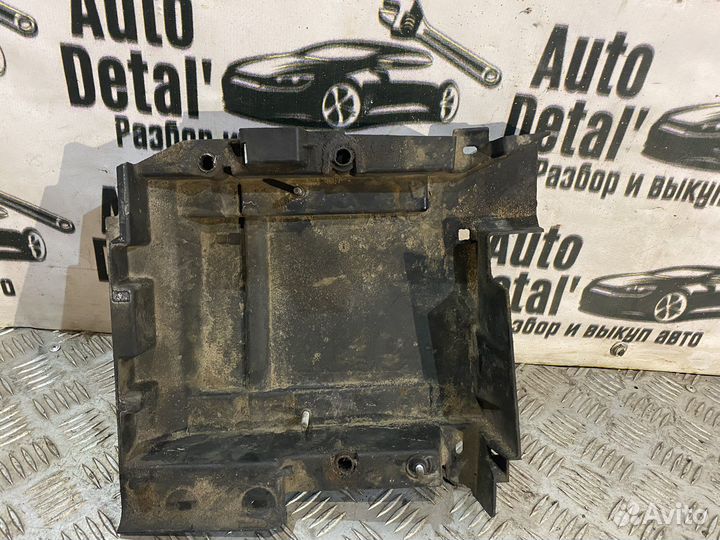 Корпус эбу Renault laguna 2