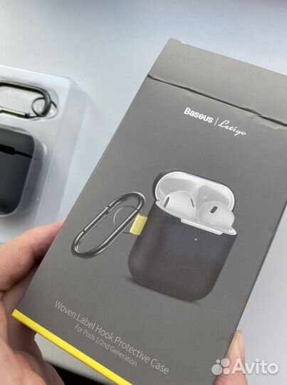 Новый чехол для AirPods 2 (Ростест)