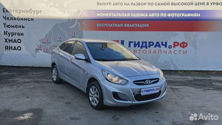 Молдинг крыши левый Hyundai Solaris (RB) 87231-4L000