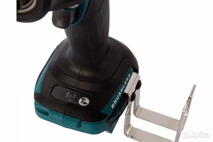 Аккумуляторный гайковерт Makita DTW1001Z