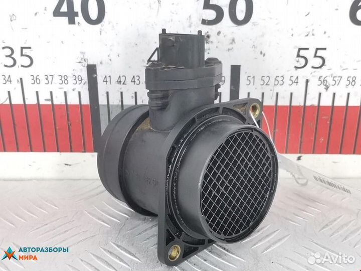 Расходомер воздуха Fiat Stilo 2005 46811122