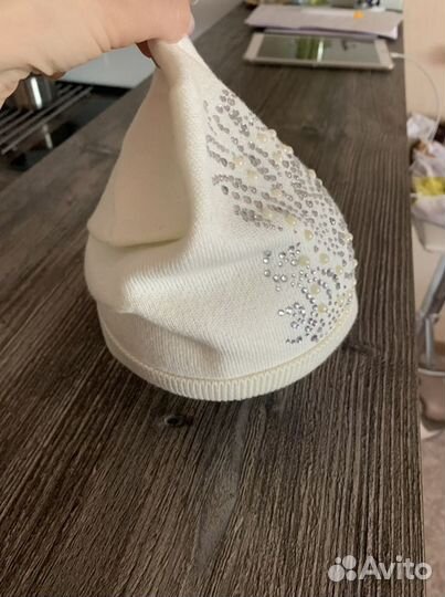 Шапка для девочки новая