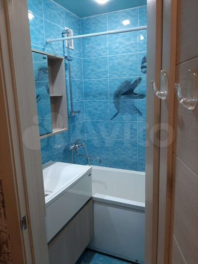 2-к. квартира, 65 м², 1/10 эт.