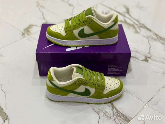 Кроссовки Nike SB Dunk Low