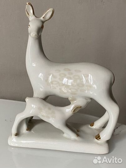 Статуэтка «Олениха с олененком» Полонне зхк