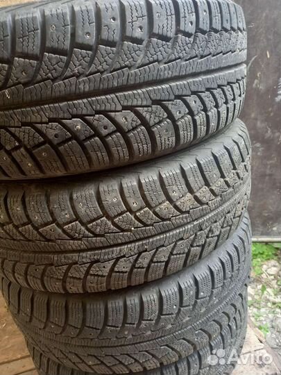 Gislaved Nord Frost 5 215/65 R16