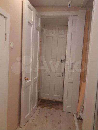 Комната 10 м² в 4-к., 3/6 эт.