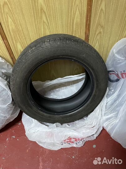 Yokohama BluEarth E51 225/60 R18 100H