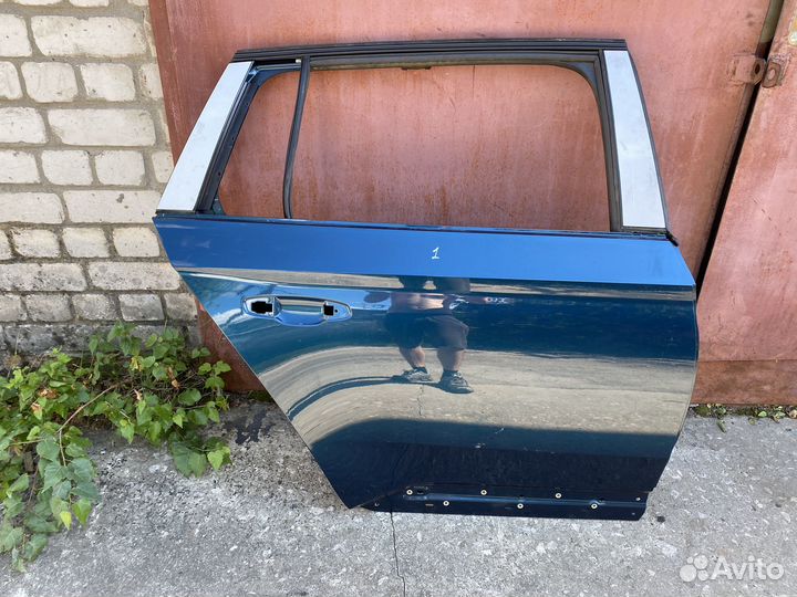 Дверь задняя правая Skoda Superb 3 универсал