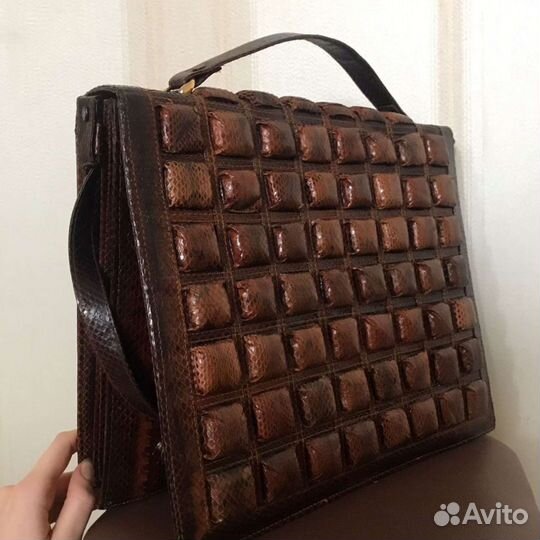 Сумка из змеиной кожи