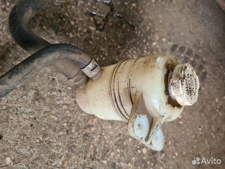 Бачок гидроусилителя руля Mitsubishi Lancer 9 4G18