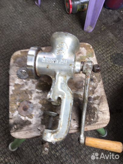 Мясорубка ручная СССР чугунная