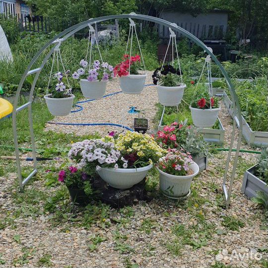 Держатель садовый Цветочница большая