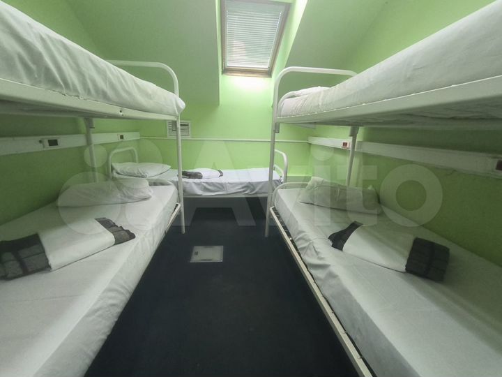 Комната 13 м², 1/4 эт.