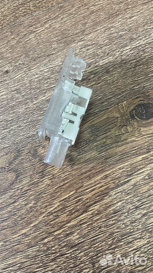 Плафон салона Audi A8 D3