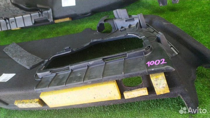 Обшивка багажника пара Volkswagen Touareg BKJ