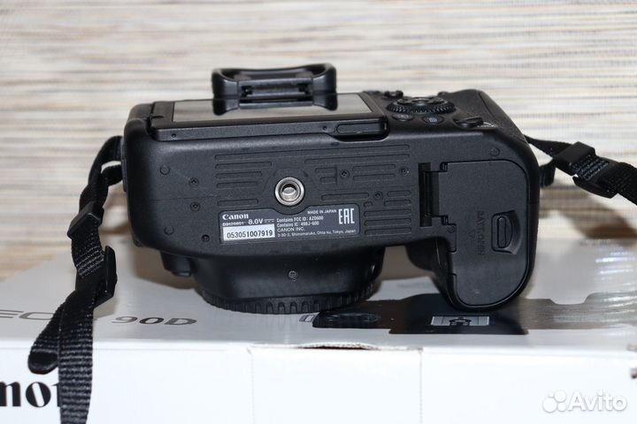 Canon 90d body