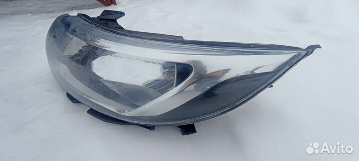 Продам фару Kis Rio 3