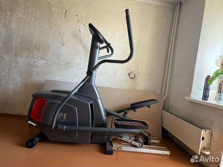 Эллиптический тренажер