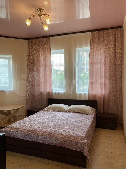 Комната 50 м², 1/2 эт.