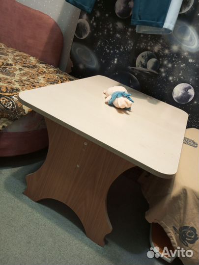 Детский столик