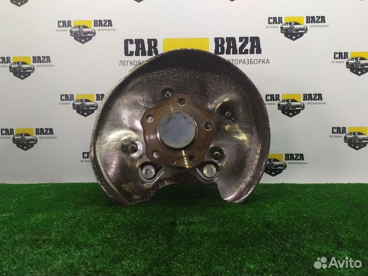 Кулак задний правый Audi A4