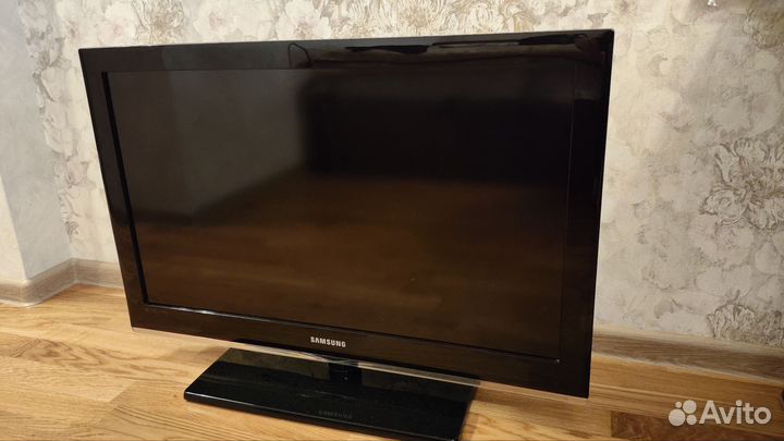 Телевизор Samsung le32c530f1w