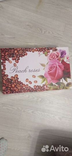 Фарфоровый чайный набор Розы