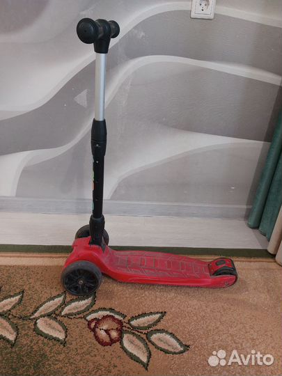 Самокат детский трехколесный