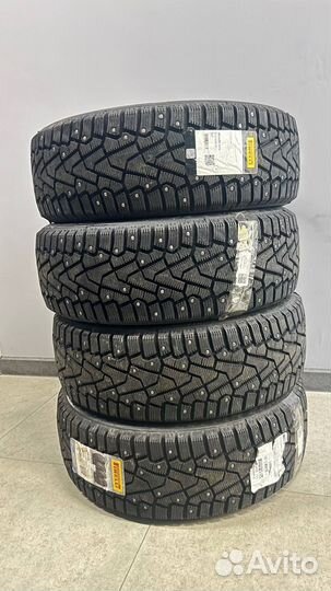 Pirelli Winter Ice Zero 215/55 R18 99T