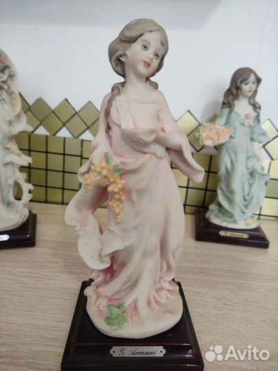 Статуэтка Armani