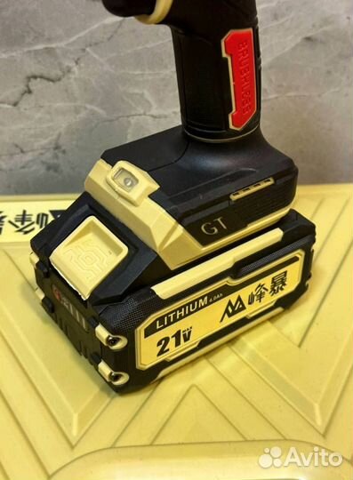 Шуруповерт бесщеточный оригинал