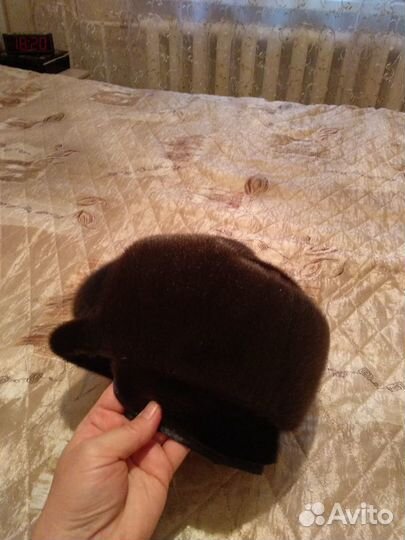 Мужская шапка мех нерпы 56-58 размер