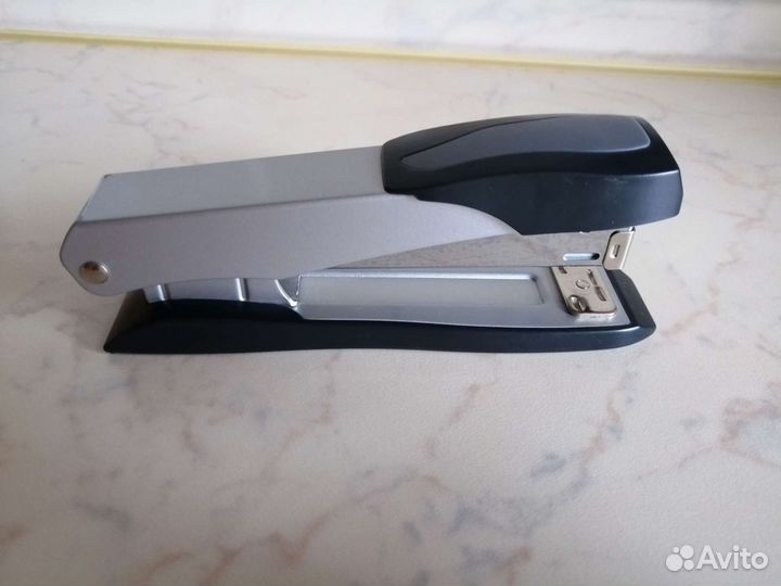 Офисные принадлежности