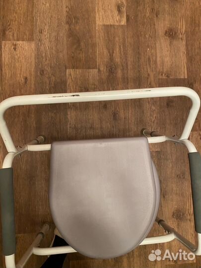 Кресло туалет для инвалидов и пожилых людей