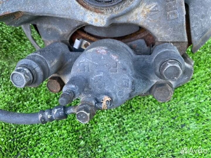 Ступица передняя правая Mazda Demio DW3W B3 1998