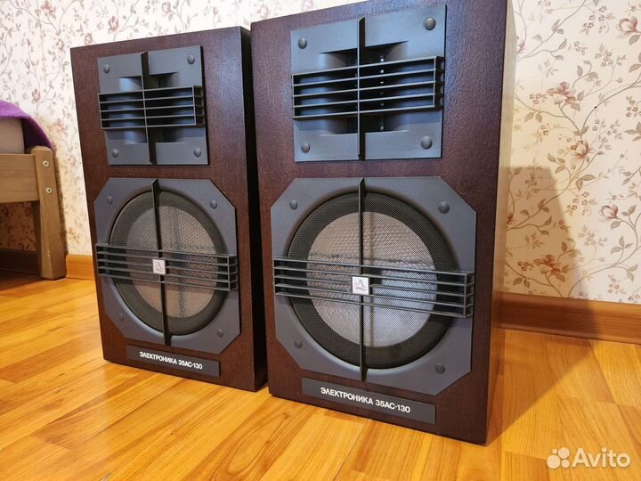 Электроника 35ас-130 (3952, 3953) 10.1989