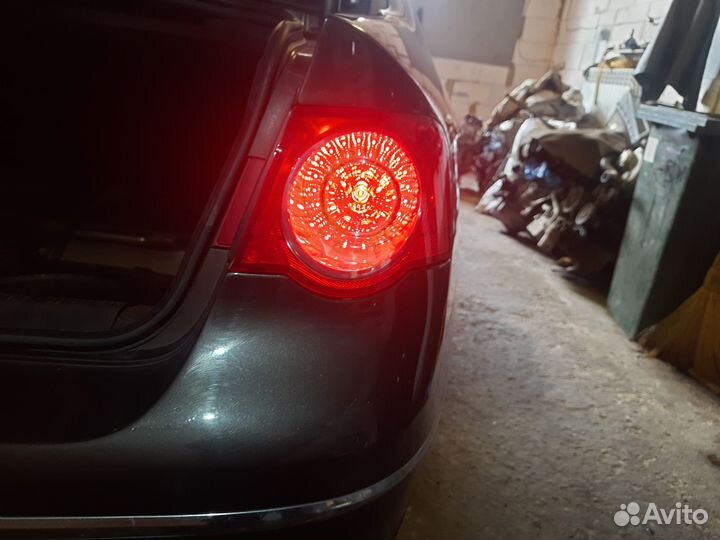 Задний правы фонарь для Volkswagen Passat B6