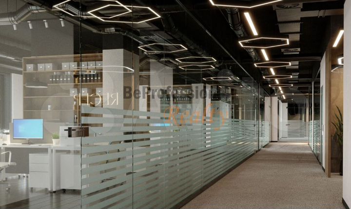 Аренда здания 17808 кв.м в цао с парковкой