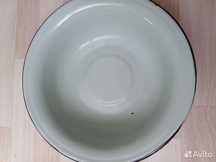 Таз эмалированный