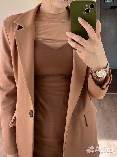 Платье и пиджак