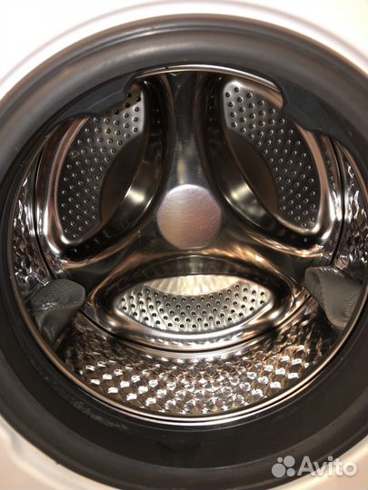 Стиральная машина Weissgauff WMD 4148 D с сушкой