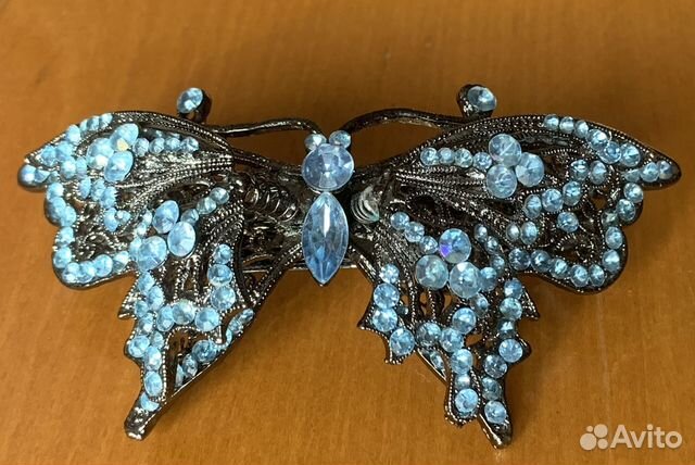 Заколка для волос со стразами